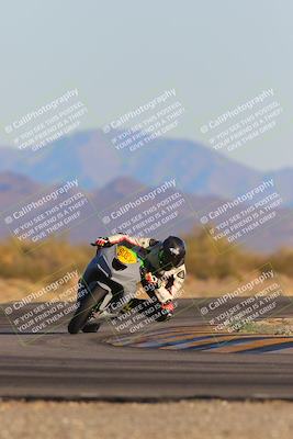 media/Jan-22-2023-CVMA (Sun) [[66d43cdebf]]/Race 17 Amateur Formula Open/